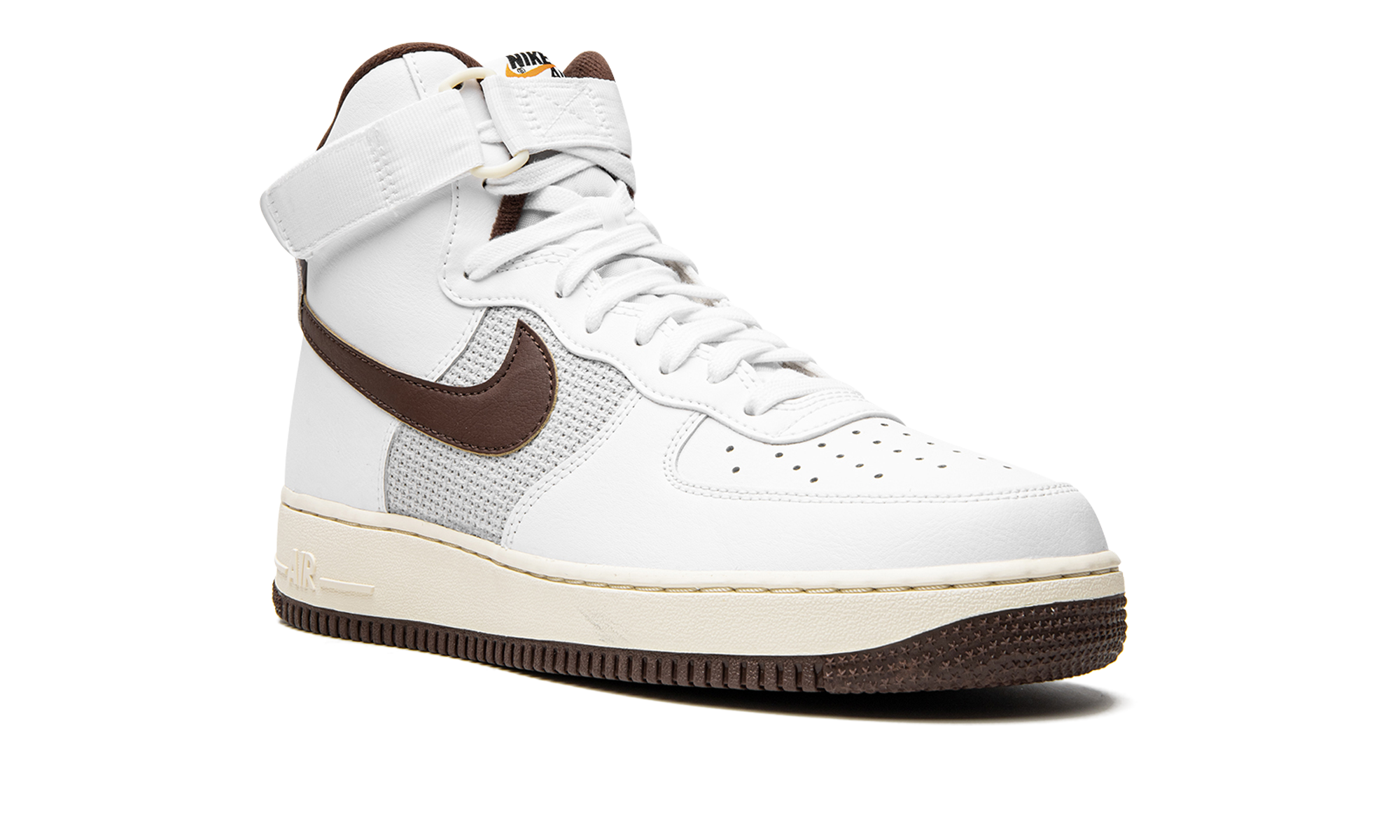 Air Force 1 High '07 "White Light Chocolate" DM0209 101