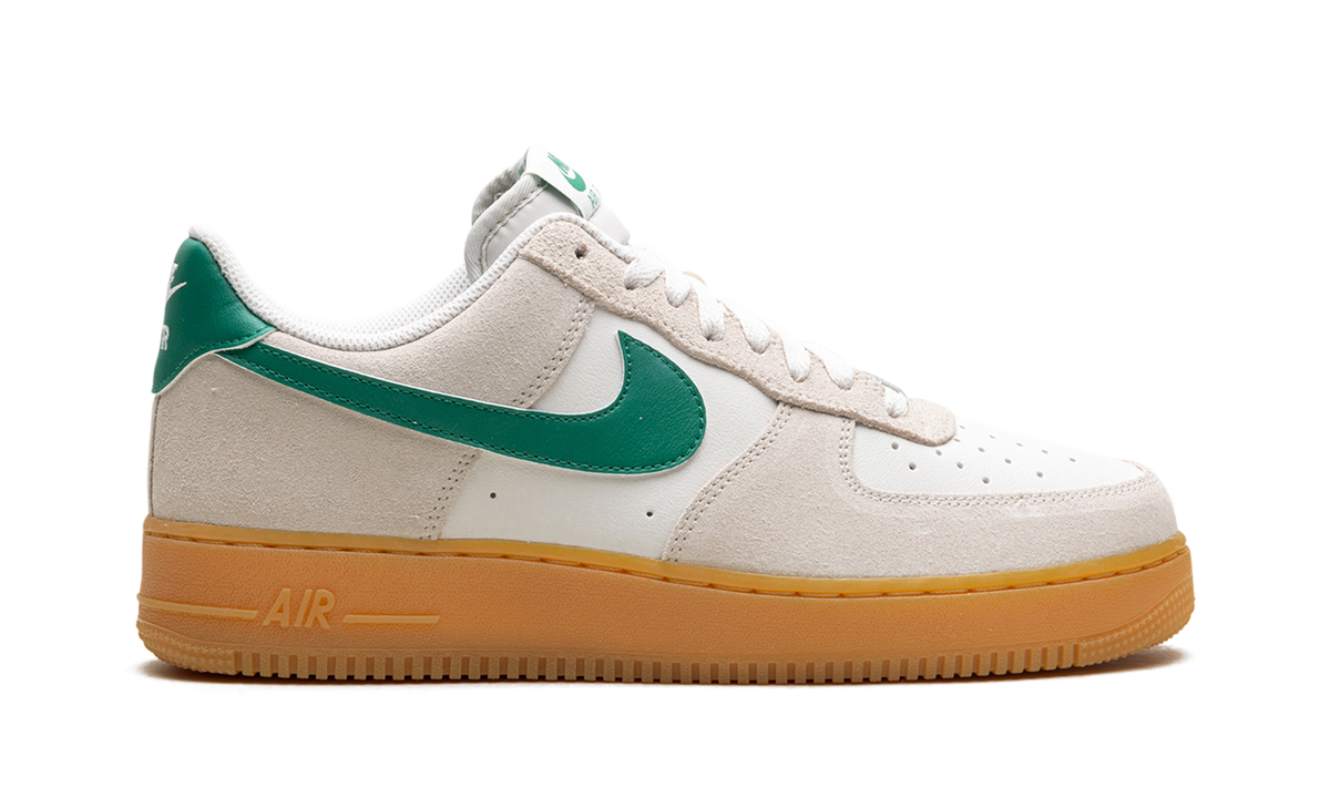 Air Force 1 07 LV8 "Phantom Malachite" FQ8714 001