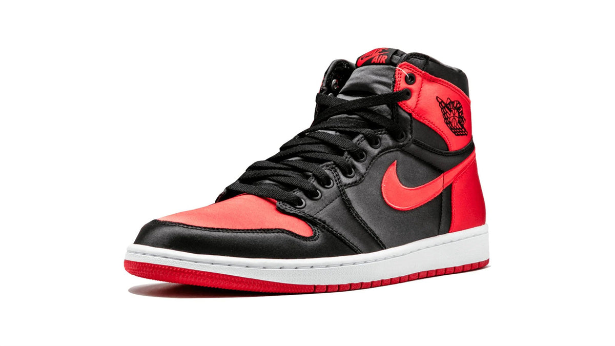 AIR JORDAN 1 RETRO HIGH OG SE "Satin"