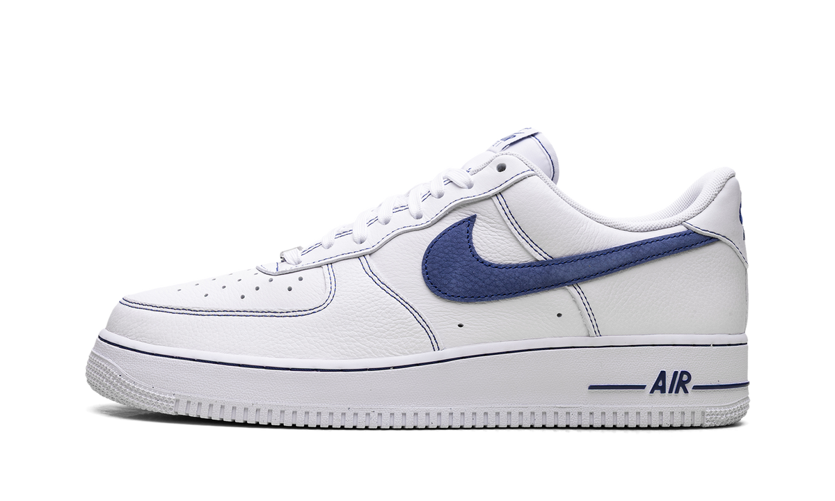 Air Force 1 '07 LV8 "White Deep Royal Contrast Stitch" HQ2037 100