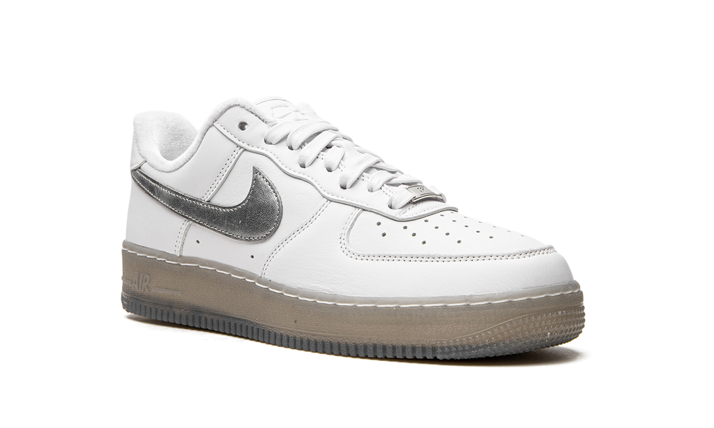 Air Force 1 "White / Metallic Silver" DX3945 100