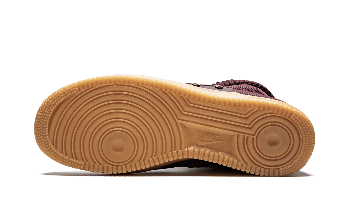SF Air Force 1 "Deep Burgundy" 864024 600