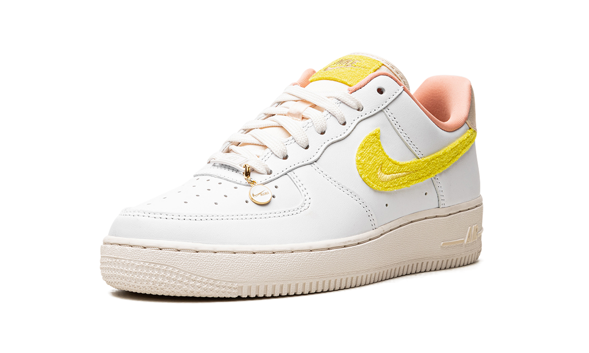 AIR FORCE 1 '07 LX WMNS "Mama" DV2183 100