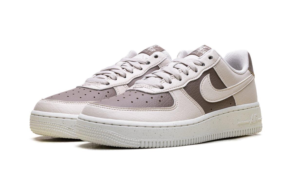 Air Force 1 Low '07 WMNS "Mink Brown Sail White Light Orewood Brown" IH0585 200