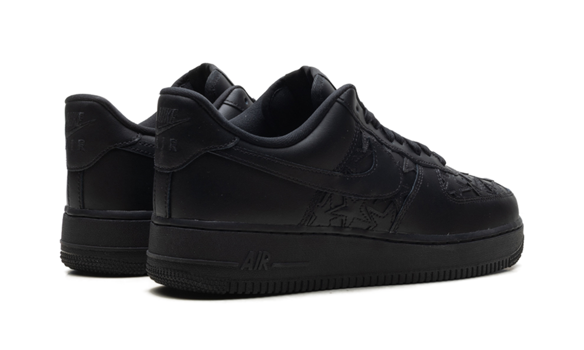 Air Force 1 Low LV8 "Triple Black Stars" IM5750 001