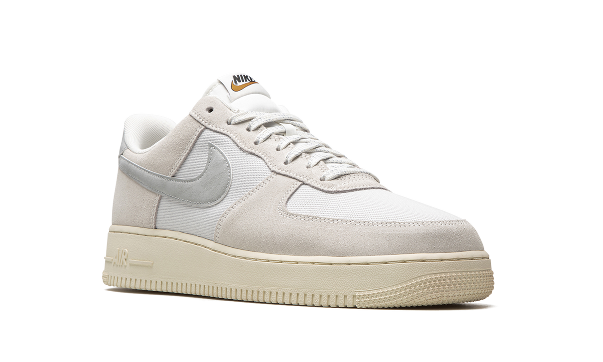 Air Force 1 "Certified Fresh" DO9801 100