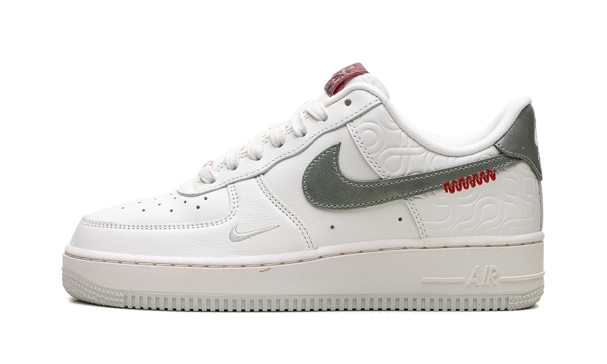 Air Force 1 Low "Year of the Snake" HV5979 130