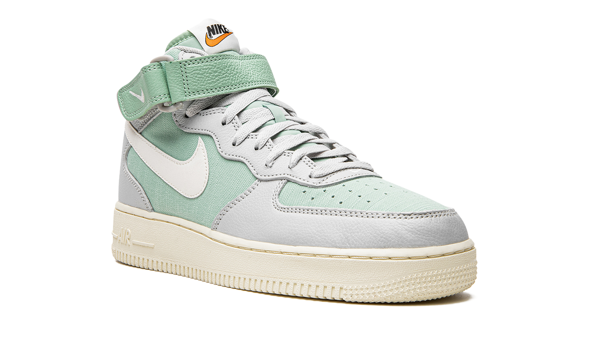 Air Force 1 Mid '07 LX "Grey Fog Enamel Green" DQ8766 002