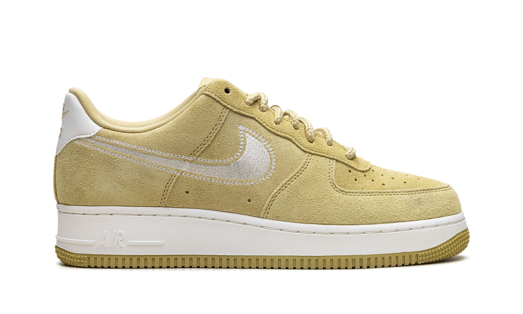 Air Force 1 Low '07 LV8 "Buff Gold Sail Embroidered Swoosh" HJ4465 700