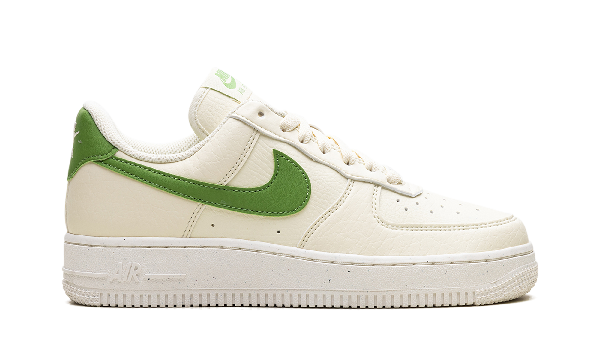 NIKE AIR FORCE 1 '07 LO WMNS "COCONUT MILK" DV3808 102