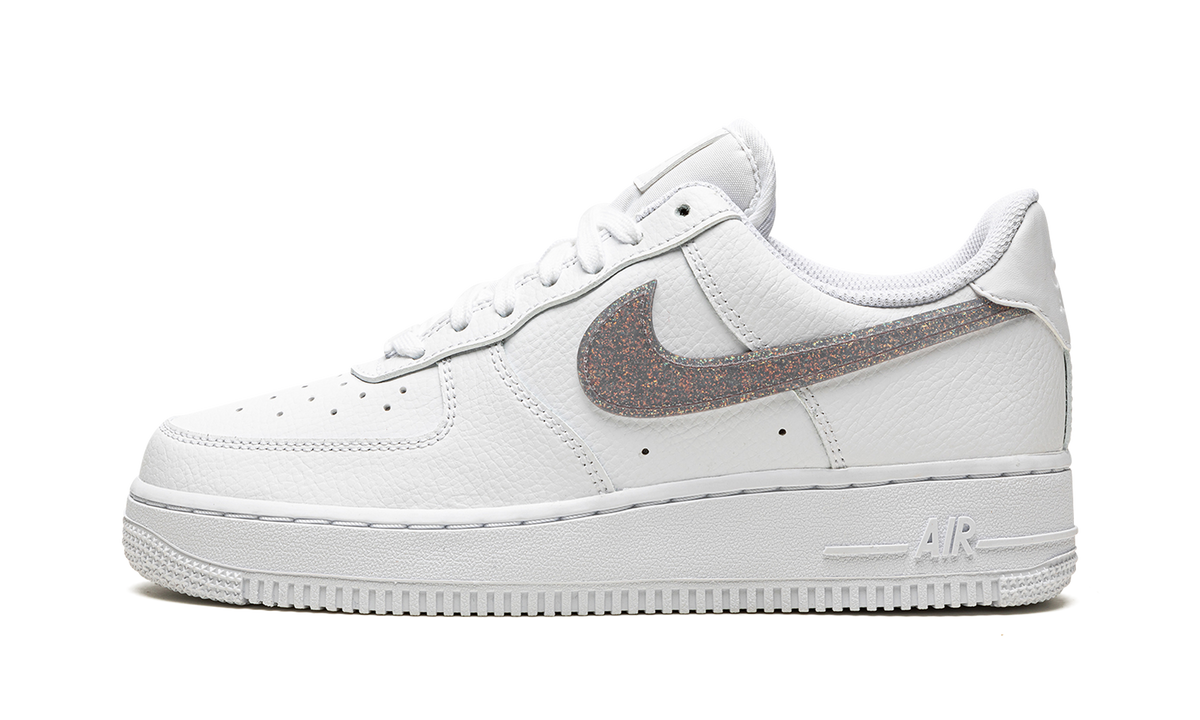 AIR FORCE 1 '07 ESS WMNS "Glitter Swoosh - Canyon Purple" DH4407 102