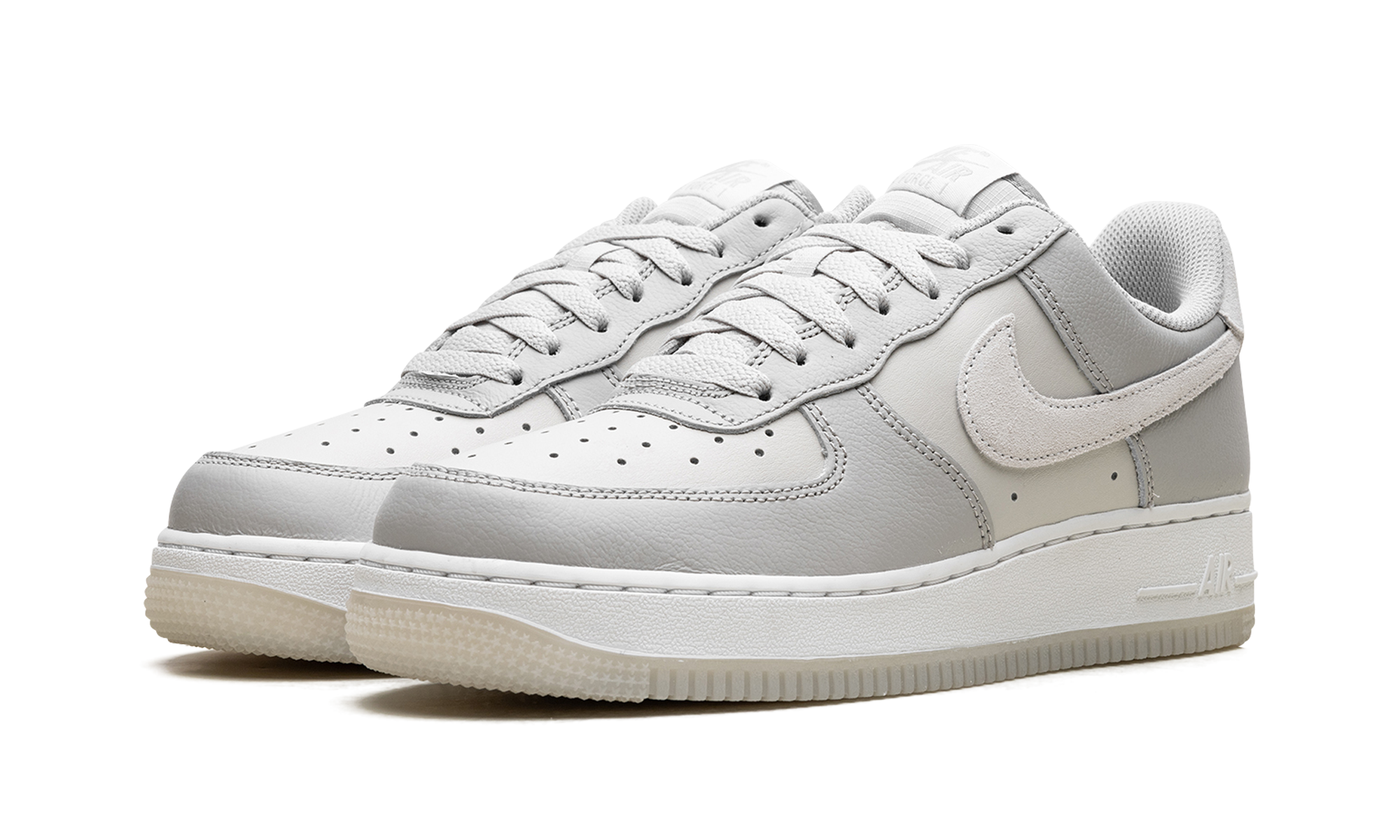 Air Force 1 '07 "Light Bone" FN5832 001