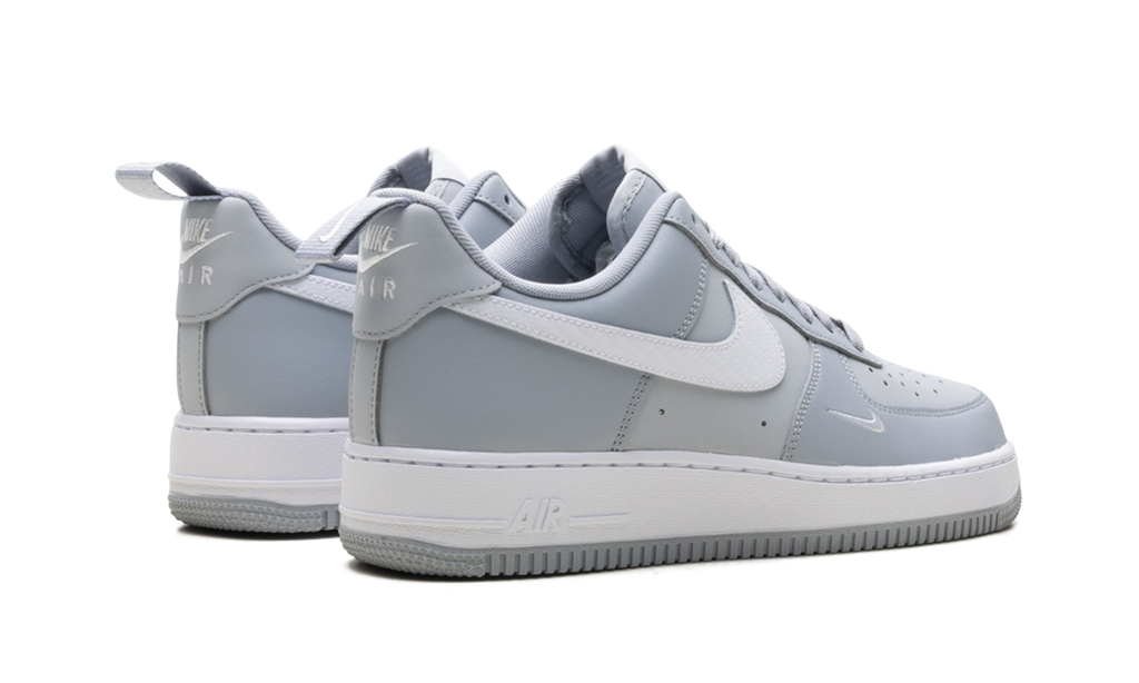 Air Force 1 Low '07 LV8 "Carbon Fiber Swoosh Wolf Grey White" IR5599 002