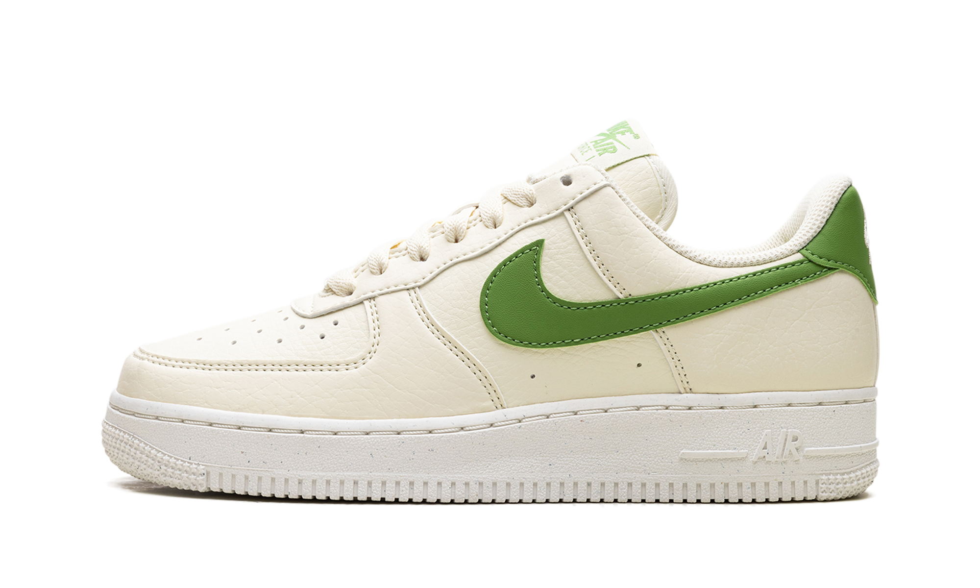 NIKE AIR FORCE 1 '07 LO WMNS "COCONUT MILK" DV3808 102