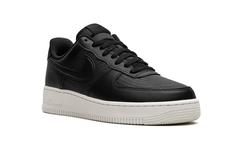 Air Force 1 Low "Black - Nylon" FB2048 001