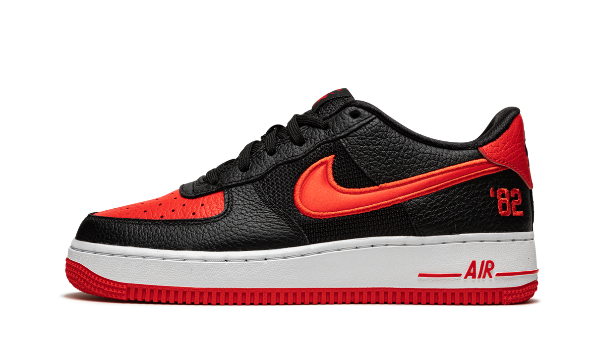 Air Force 1 Low LV8 GS "Black / Chile / Racer Blue" DH0201 001