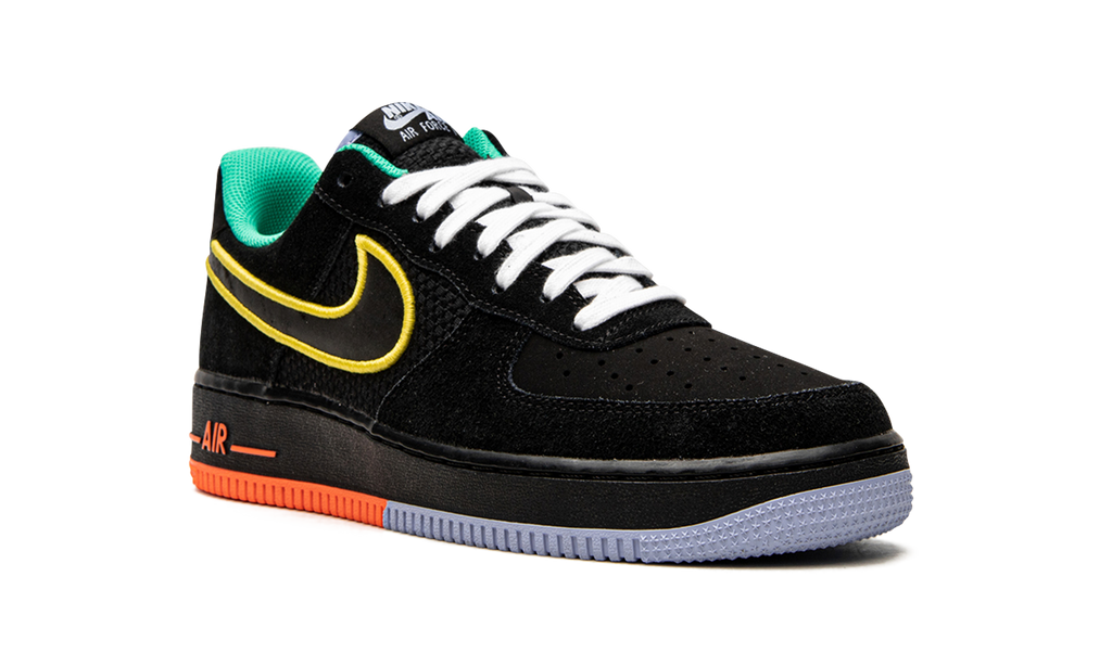 Air Force 1 Low '07 LV8 "Peace and Unity" DM9051 001