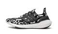 Ultraboost 22 "Zebra" GX6300