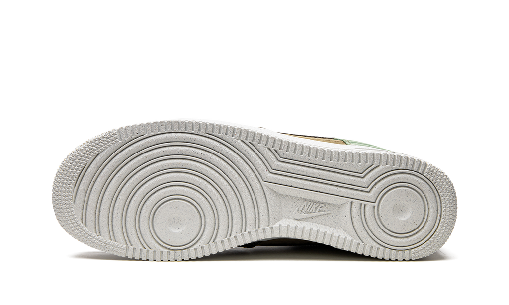 Air Force 1 Low "Toasty" DC8744 300