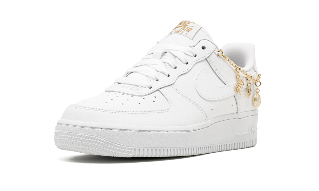 AIR FORCE 1 '07 LX MNS WMNS "Lucky Charms" DD1525 100