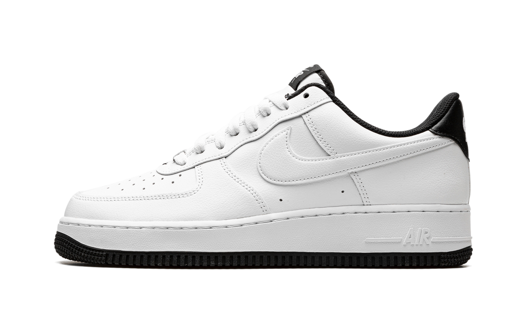 Air Force 1 '07 "White / Black" DR9867 102