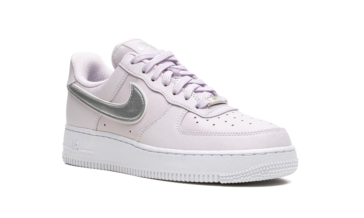 AIR FORCE 1 '07 ESS MNS WMNS "Venice / Metallic Silver" DD1523 500