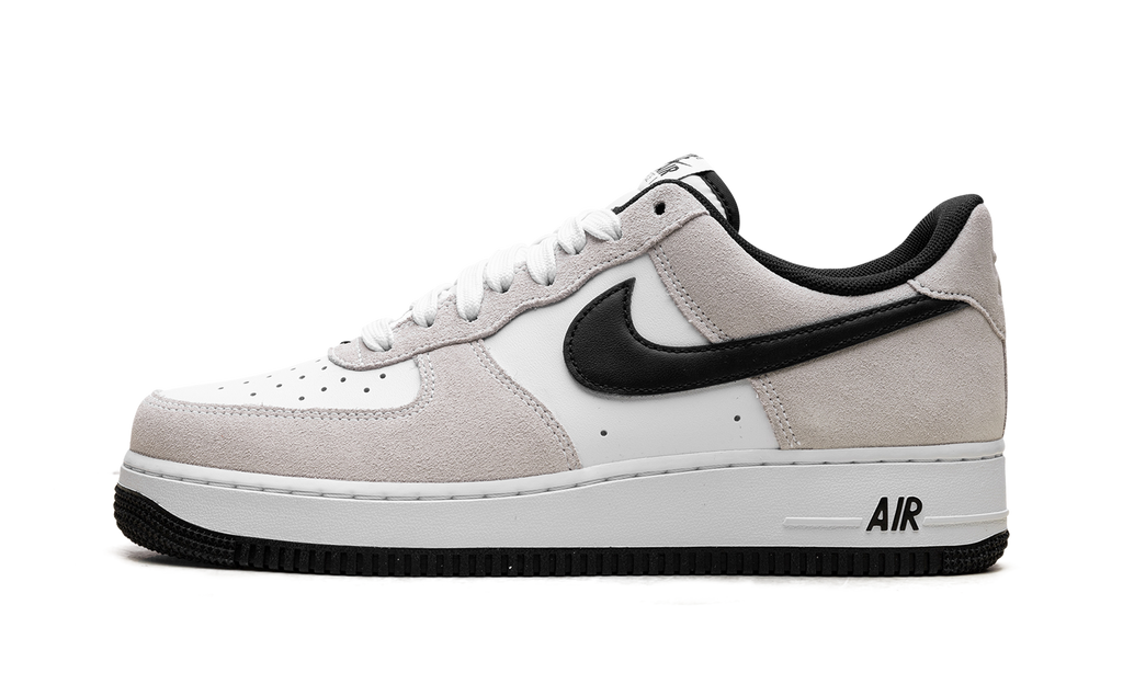 Air Force 1 Low '07 LV8 "White Black" IB6388 100