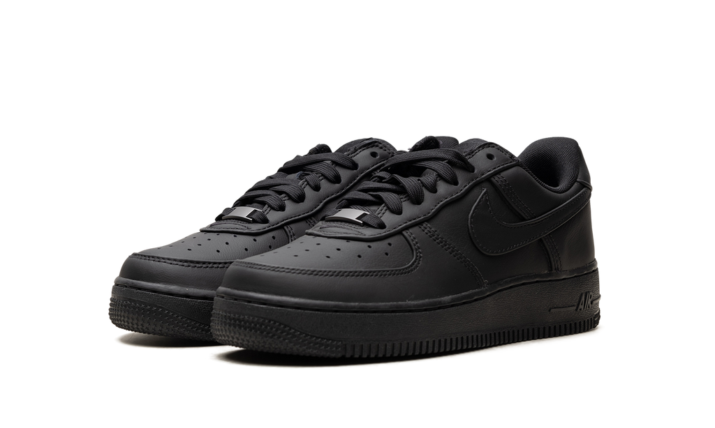 Air Force 1 Low Premium "Triple Black" IM3078 001