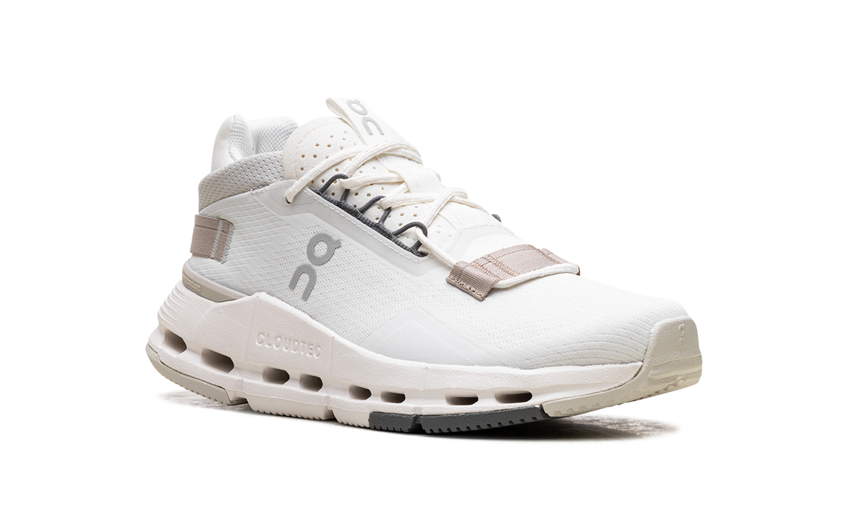 Cloudnova 2 WMNS "Ice Sand" 3WE30222053