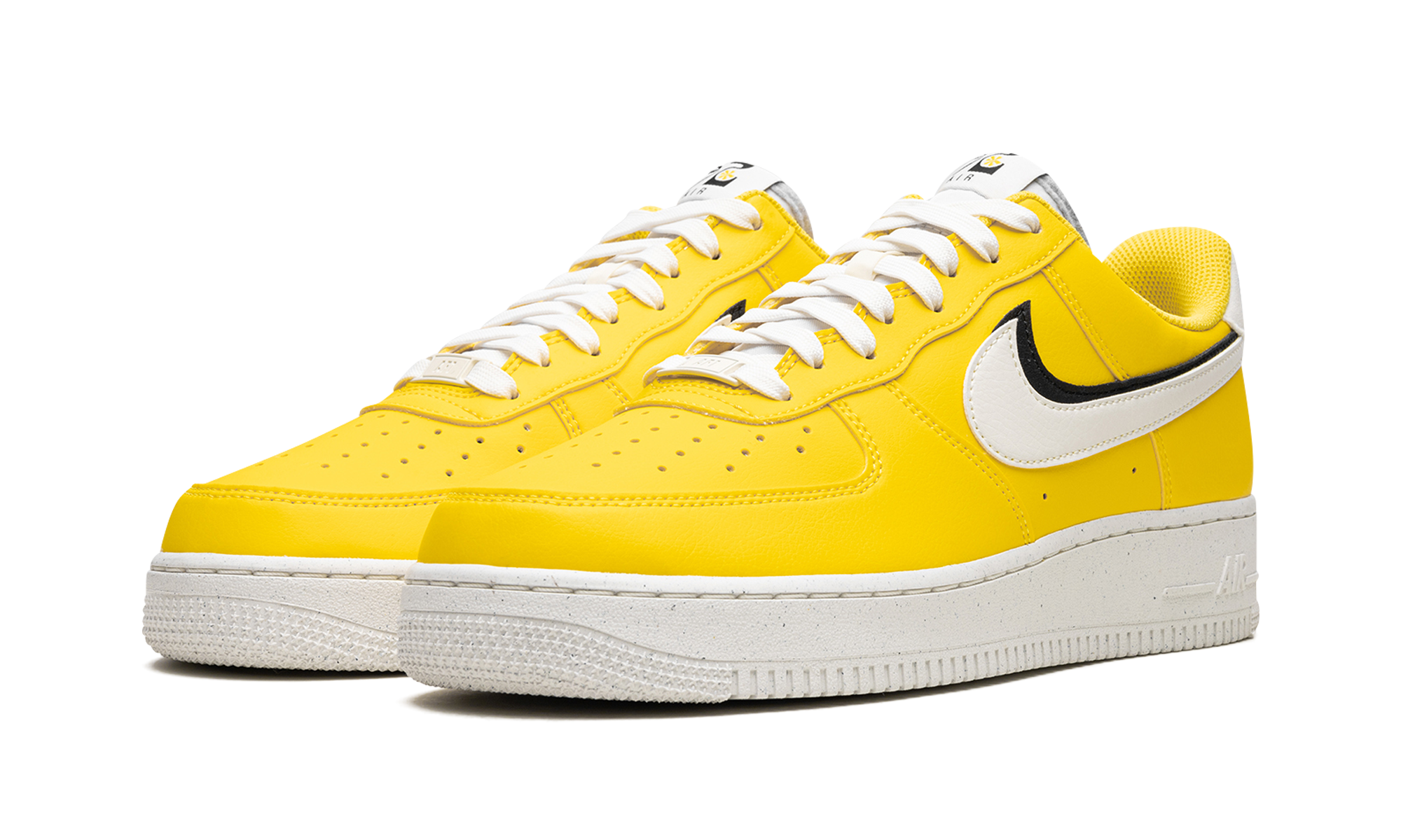 Air Force 1 Low '07 LV8 "Tour Yellow" DO9786 700