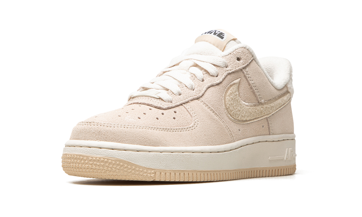 AIR FORCE 1 '07 SE MNS WMNS "Phantom / Sanddrift Fleece" DQ7583 001