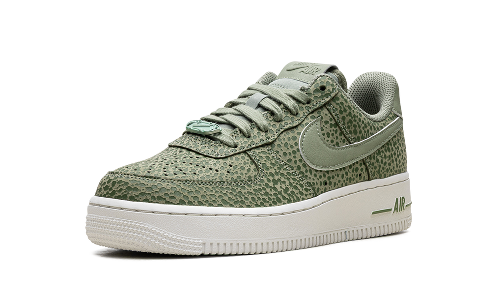 AIR FORCE 1 '07 WMNS "Green" FV6519-200