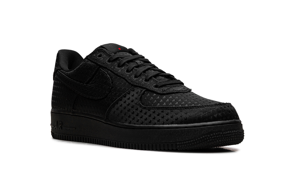 Nike Air Force 1 "Valentine's Day - Triple Black (2026)" IB6836 001