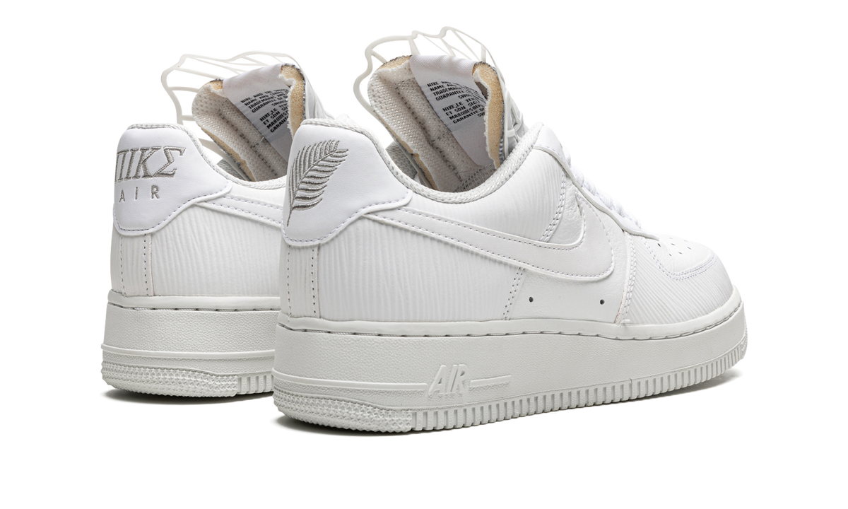 AIR FORCE 1 MNS WMNS "Goddess of Victory" DM9461 100