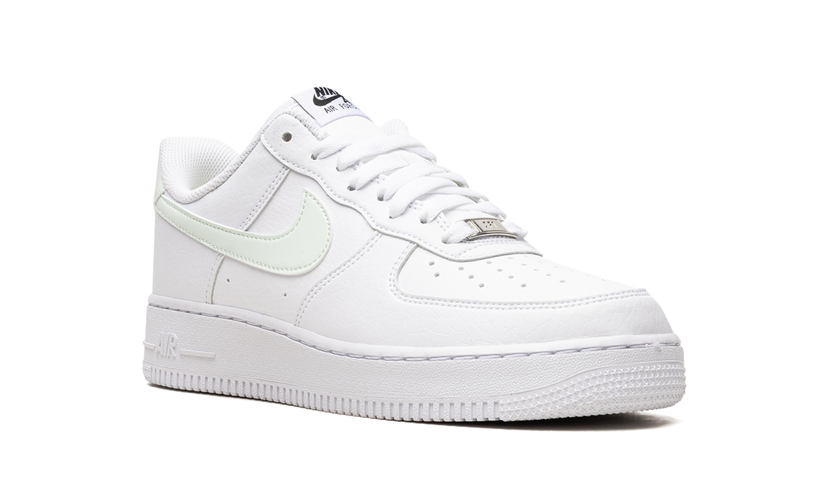 AIR FORCE 1 '07 NEXT NATURE WMNS "Barely Green" DN1430 103