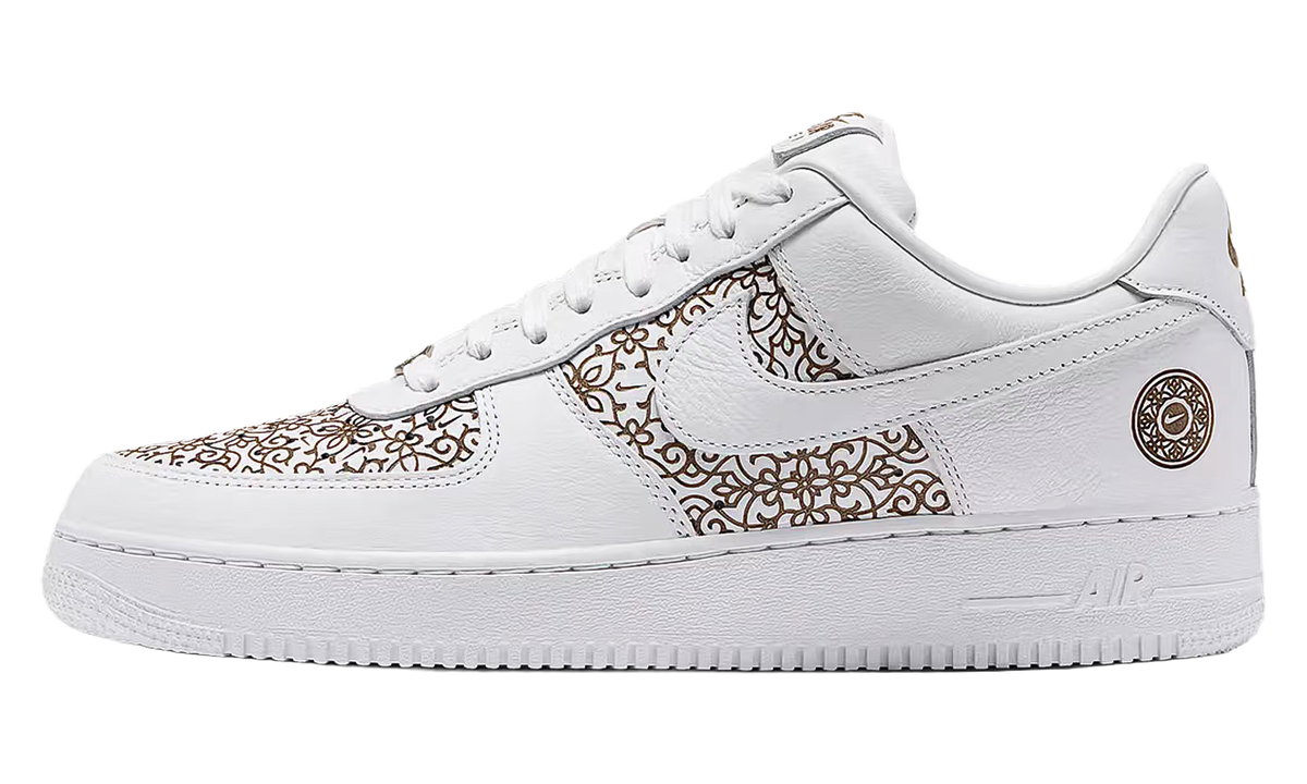 Air Force 1 Low '07 LV8 "Family Reunion Laser" IV5754 100