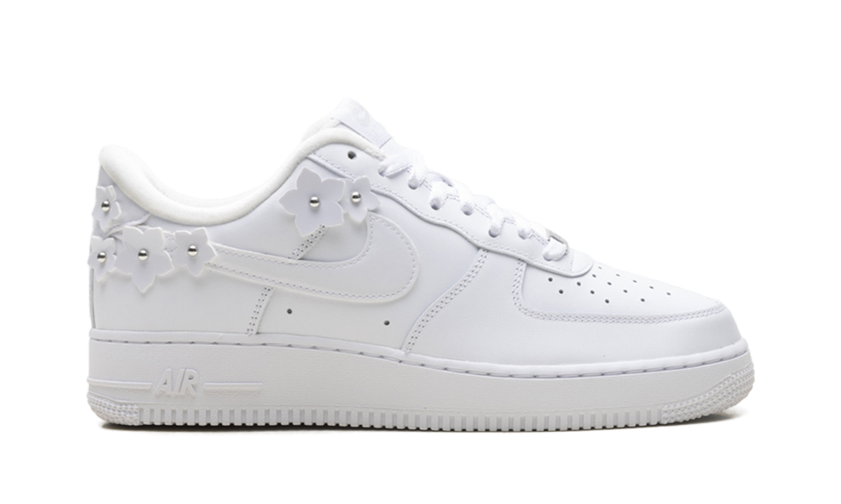Air Force 1 Low '07 WMNS "Florette White Wolf Grey" IR8637 100