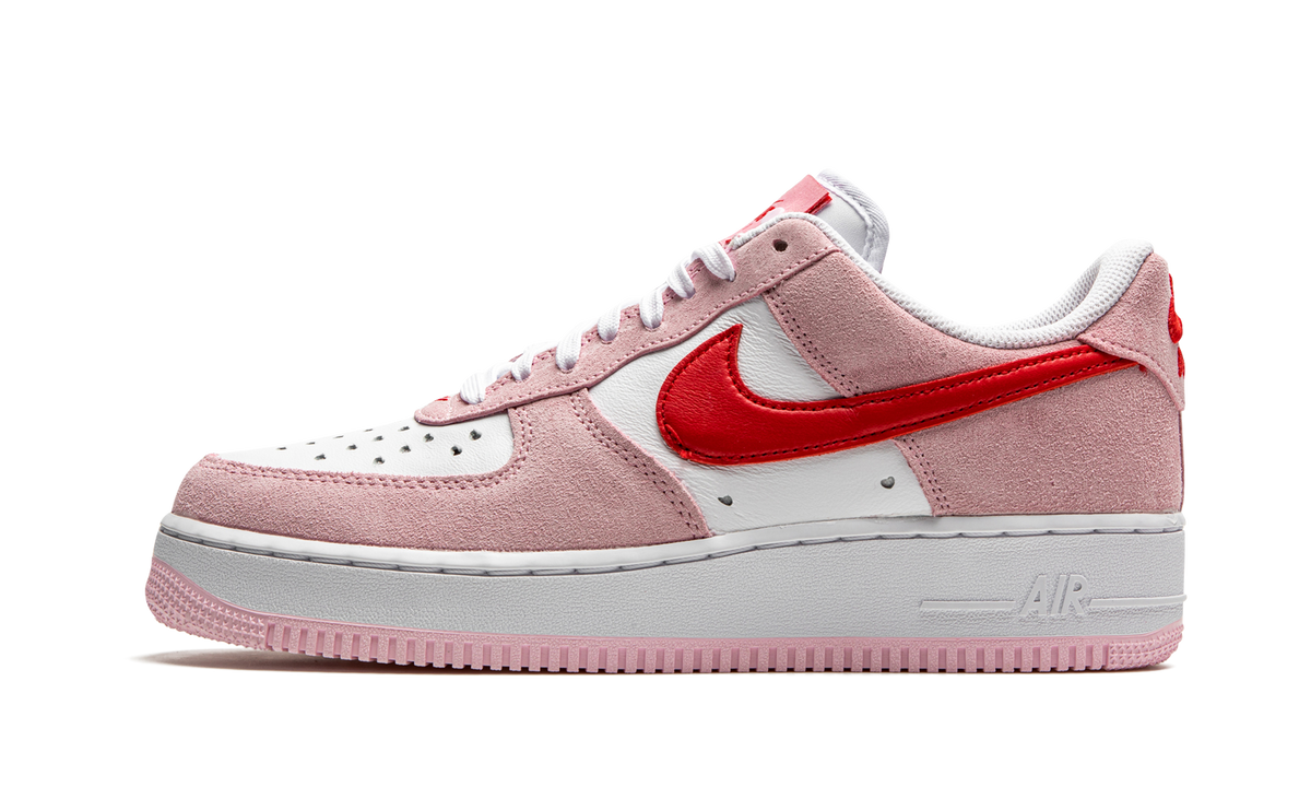 Air Force 1 Low "Valentine's Day Love Letter" DD3384 600