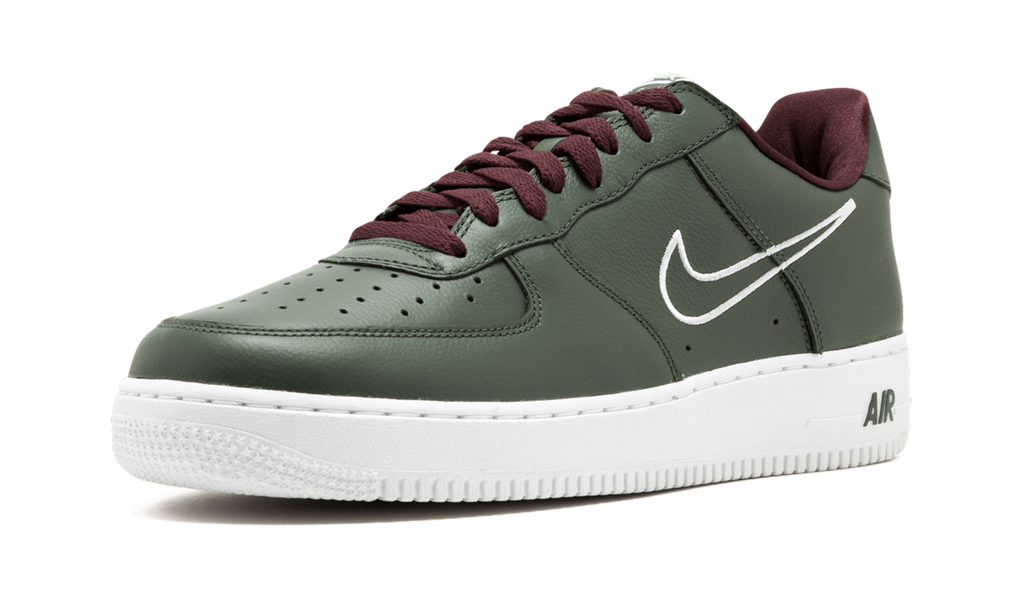 Air Force 1 Low Retro "Hong Kong" 845053 300