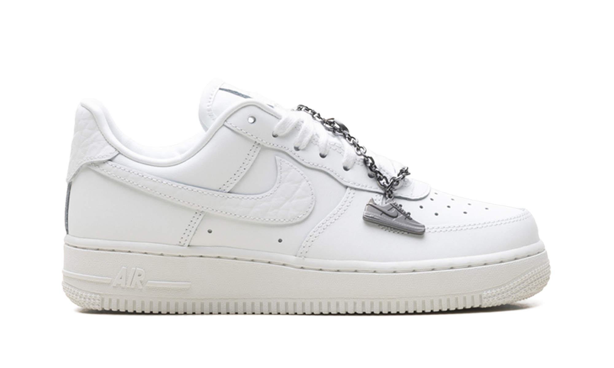 Air Force 1 '07 Low WMNS "Summit White Mini Charm" IM6485 121