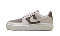 Air Force 1 Low '07 WMNS "Mink Brown Sail White Light Orewood Brown" IH0585 200