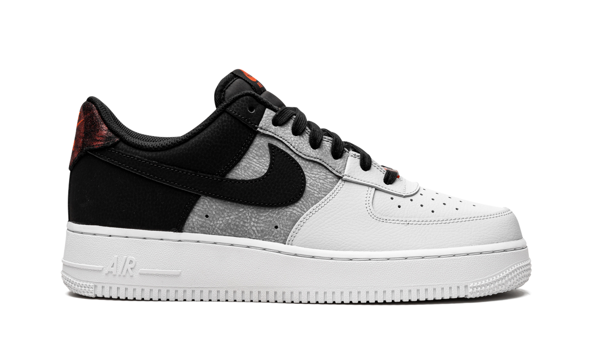 Air Force 1 '07 LV8 "Black / Smoke Grey / White" CZ0337 001