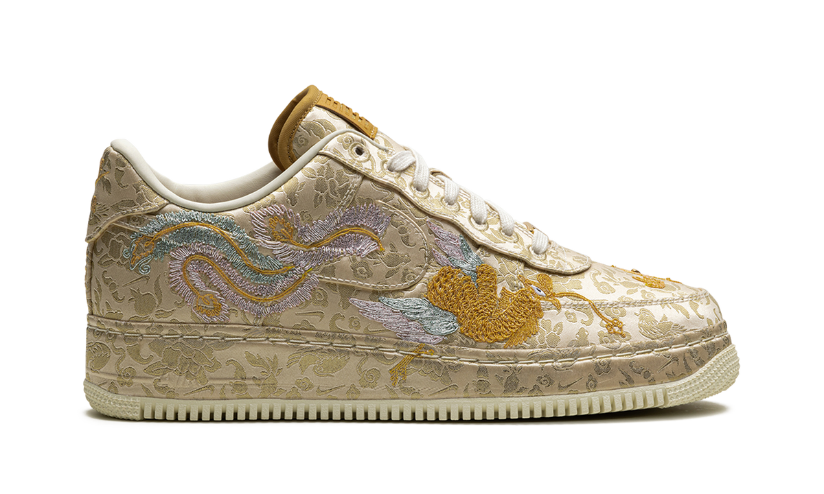 AIR FORCE 1 LOW "Year of the Dragon 2024" HJ4285 777