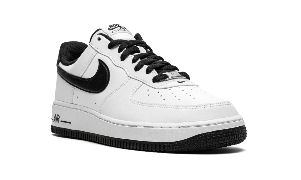 Air Force 1 '07 "White / Black" DH7561 102