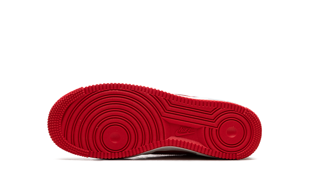 Air Force 1 Low GS "Valentine's Day" HV5165 121