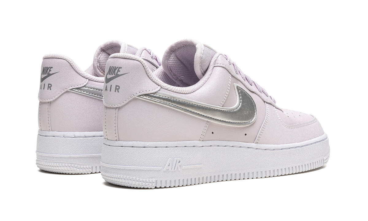 AIR FORCE 1 '07 ESS MNS WMNS "Venice / Metallic Silver" DD1523 500