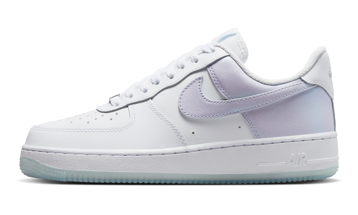 Air Force 1 Low '07 WMNS "White Pure Violet" IR0194 100