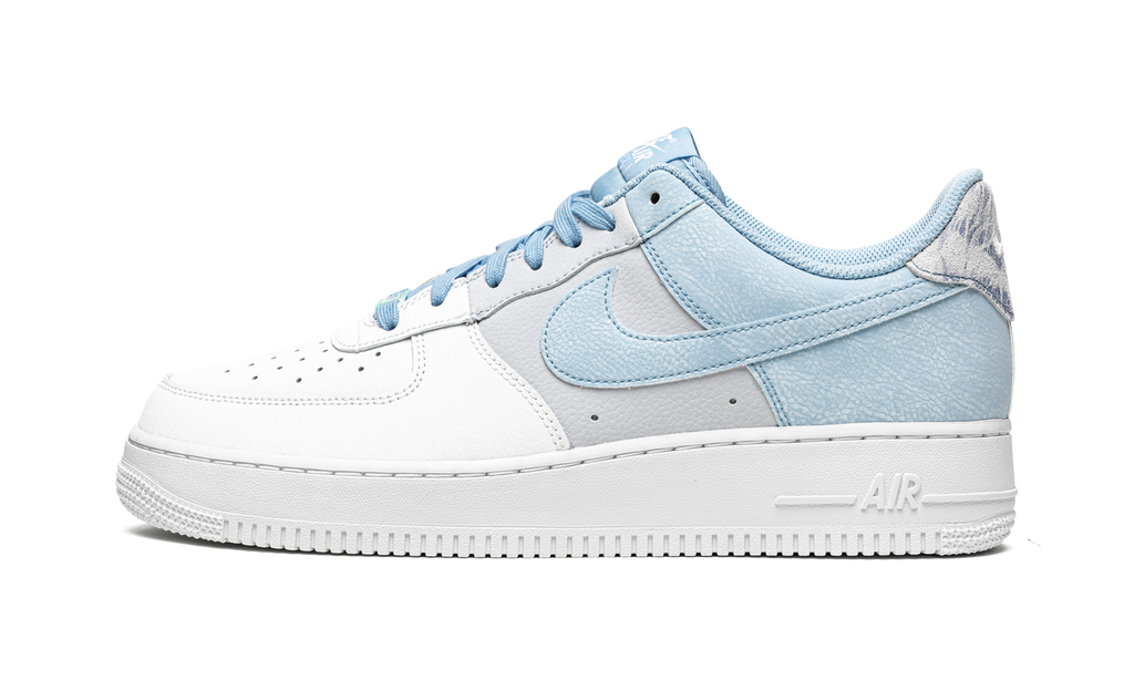 Air Force 1 '07 LV8 "Psychic Blue" CZ0337 400