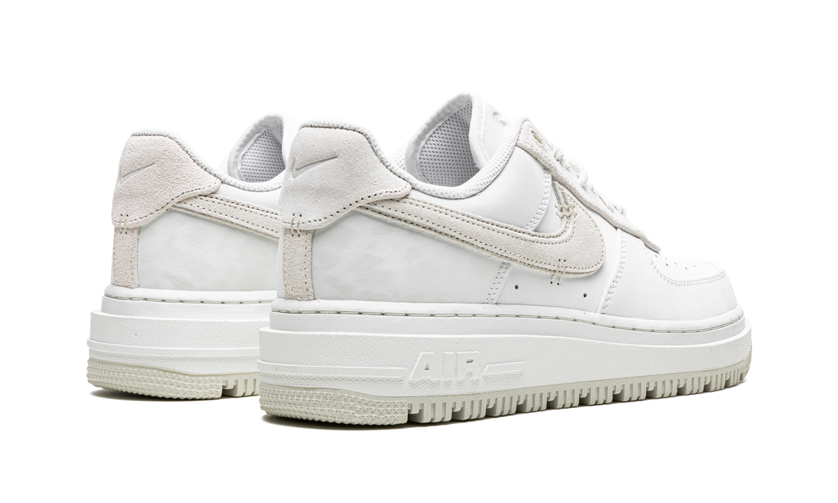 Air Force 1 Luxe "Summit White" DD9605 100