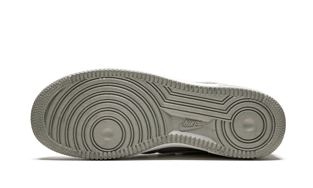 Air Force 1 '07 LV8 "SILVER" 718152 013
